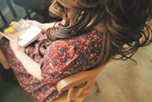 小学生唯美句子十字以内（含有以内的伤心说说）
