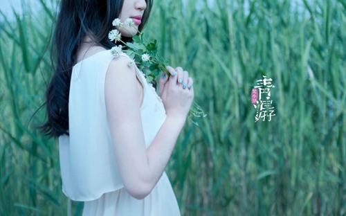 形容泪泉的说说句子（形容泪泉的说说句子有哪些）